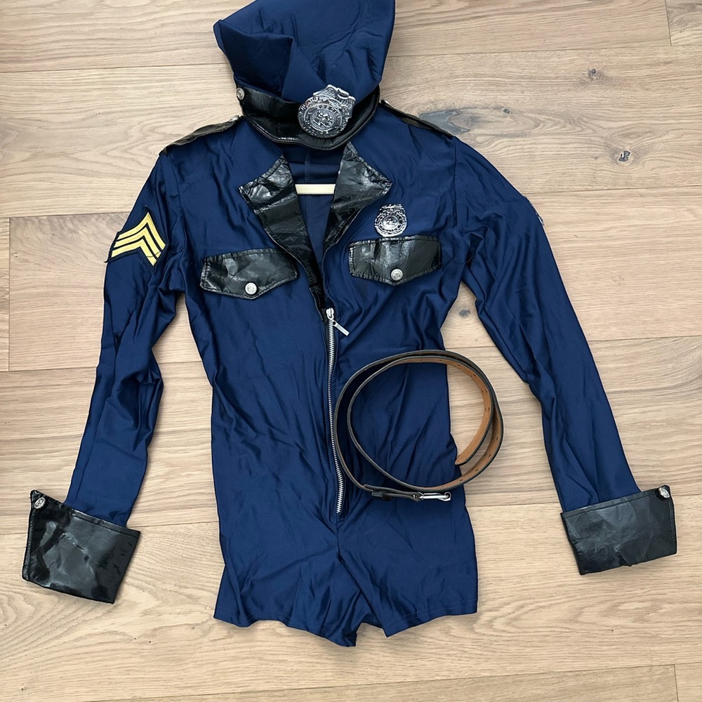 Romper Women’s Police Costume with Belt and hat